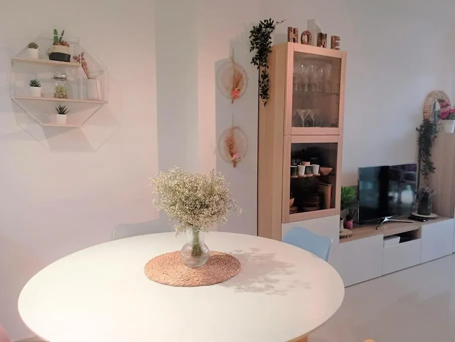 Apartamento En Primera Linea De Mar Rosas España