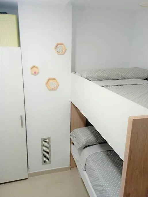 Apartamento En Primera Linea De Mar Rosas